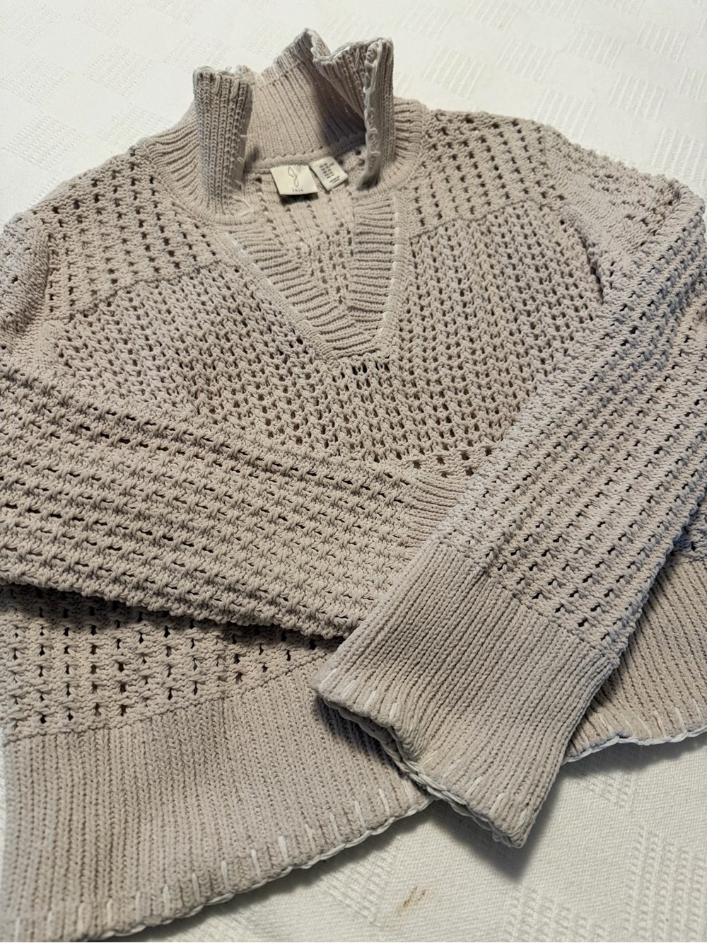 Light Taupe Open-Knit V-Neck Sweater - Unbranded